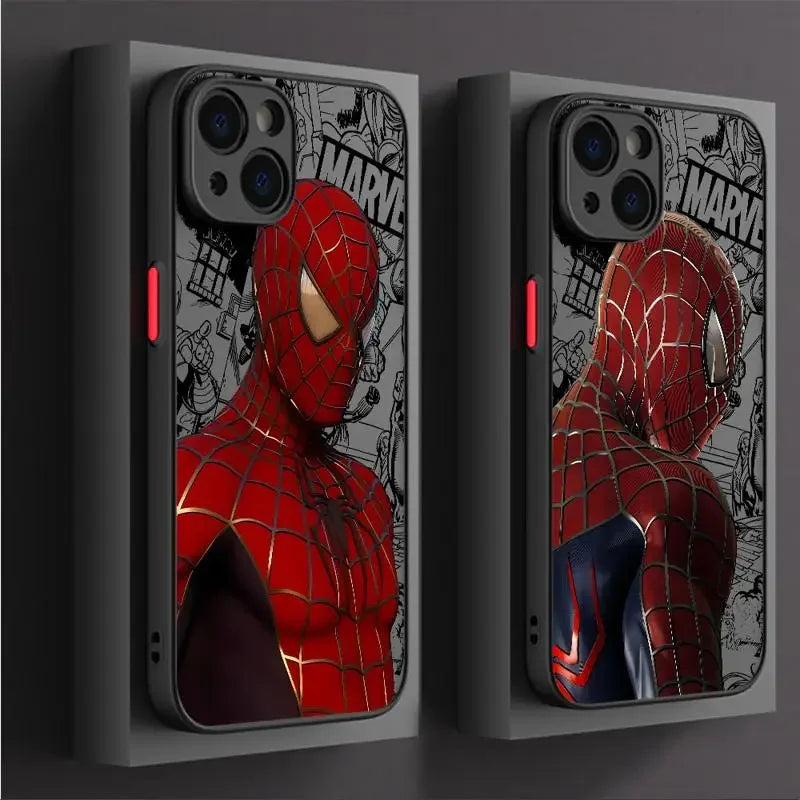 Coques de téléphone Marvel avec Spider-Man rouge détaillé sur fond noir et blanc comics