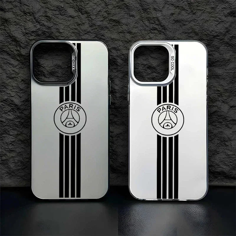 Deux coques de téléphone blanches avec rayures noires verticales et logo Paris au centre sur fond texturé gris