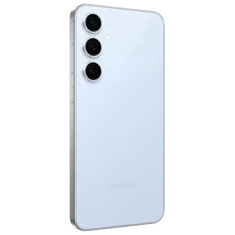 Smartphone Samsung blanc avec triple caméra arrière verticale et design moderne épuré
