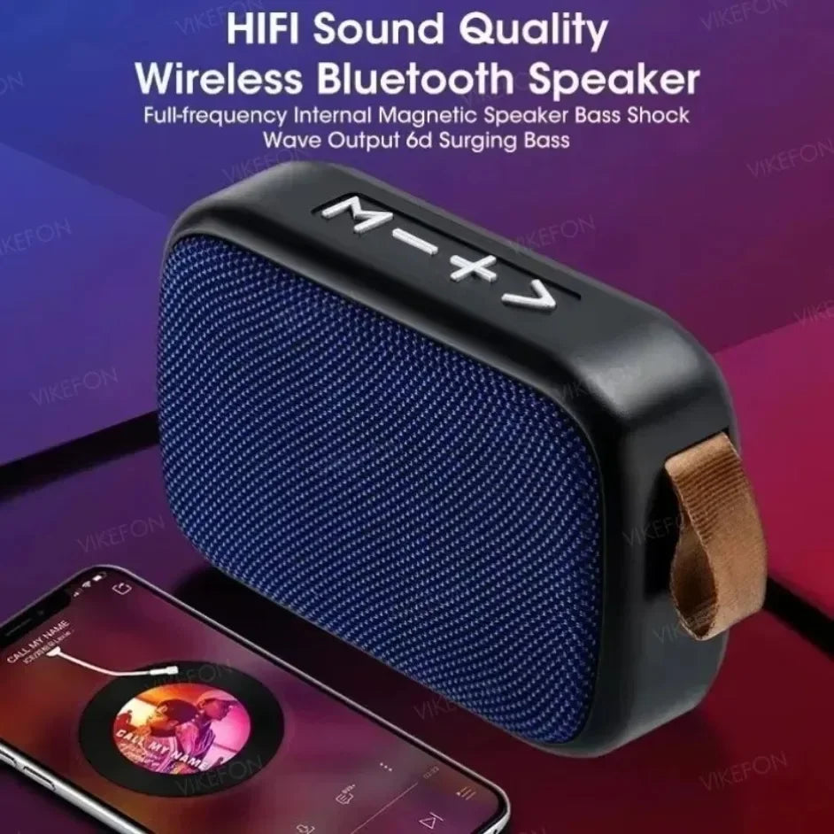 Enceinte Bluetooth sans fil HiFi avec contrôle tactile et attaché en tissu marron, posée à côté d'un smartphone