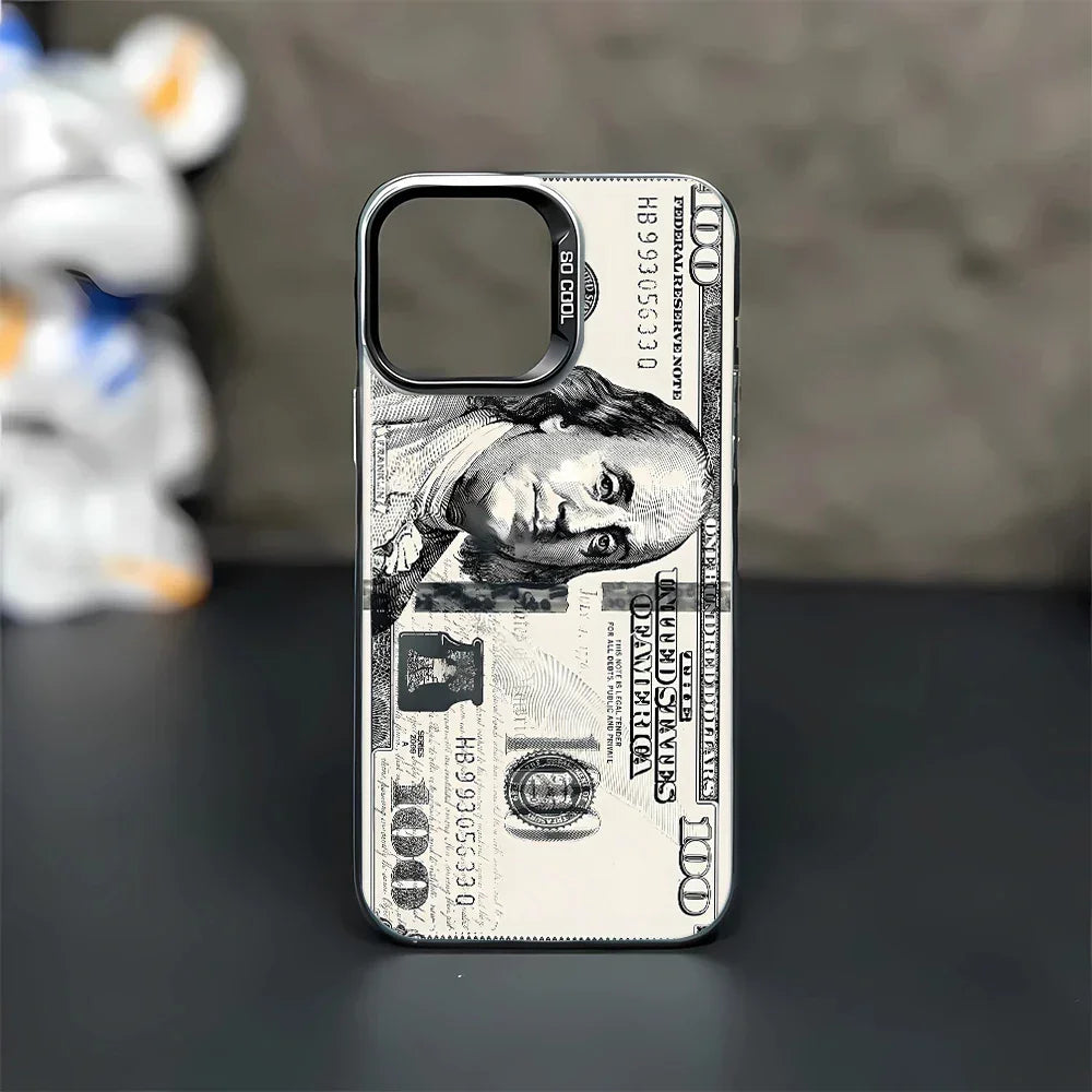Coque de téléphone design billet de 100 dollars avec cadre appareil photo noir sur fond flou