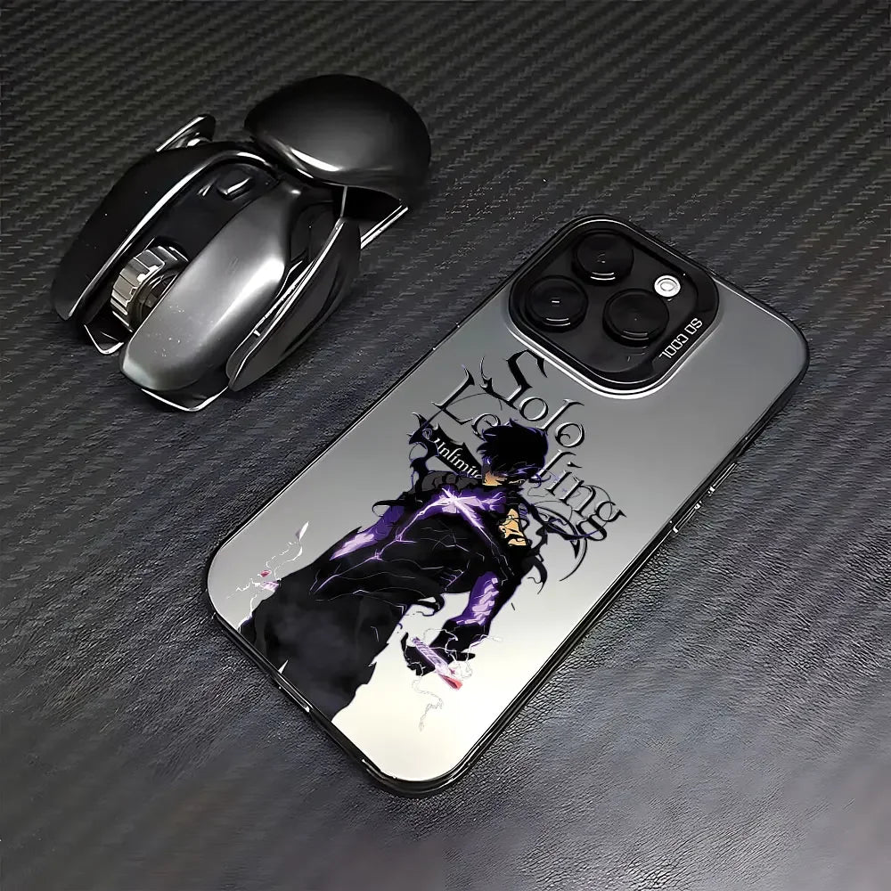 Coque de téléphone noire avec illustration d'un personnage animé masculin en noir et violet sur fond gris