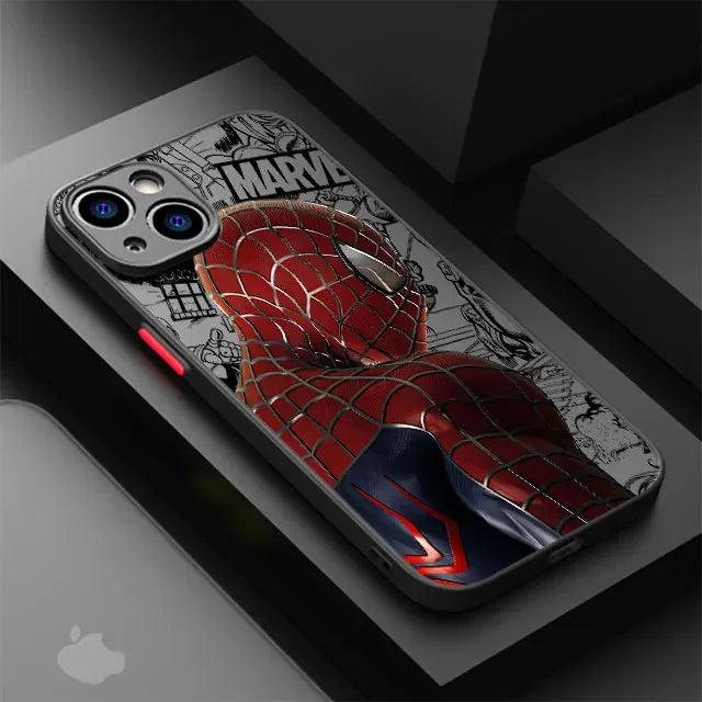 Coque de téléphone iPhone avec illustration de Spider-Man rouge et bleu sur fond de bande dessinée Marvel