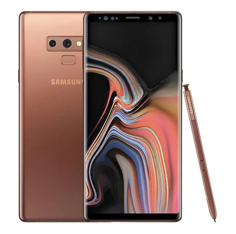 Smartphone Samsung cuivre métallique avec double caméra arrière, écran incurvé et stylet S Pen assorti