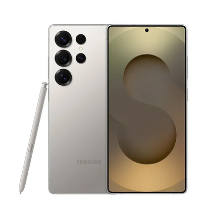 Smartphone Samsung Galaxy gris titane avec stylet S Pen et écran affichant un S stylisé